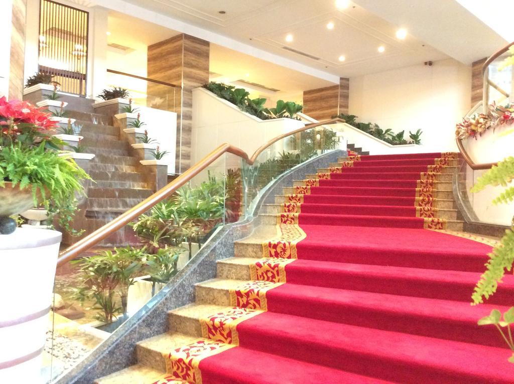 Century Park Hotel Manila Ngoại thất bức ảnh
